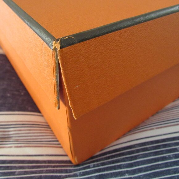 Authentic HERMES Empty Box 14” x 11” x 5.5” with boot bag - Picture 9 of 16